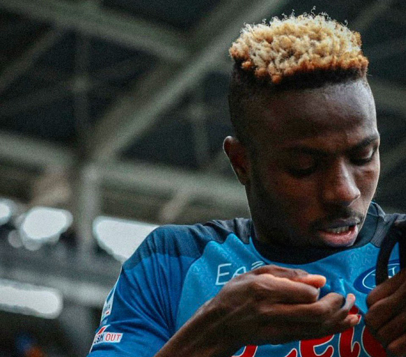 Osimhen ama il Napoli e questa, forse, è la verità più dura da accettare per gran parte dei tifosi del Napoli al giorno d'oggi.