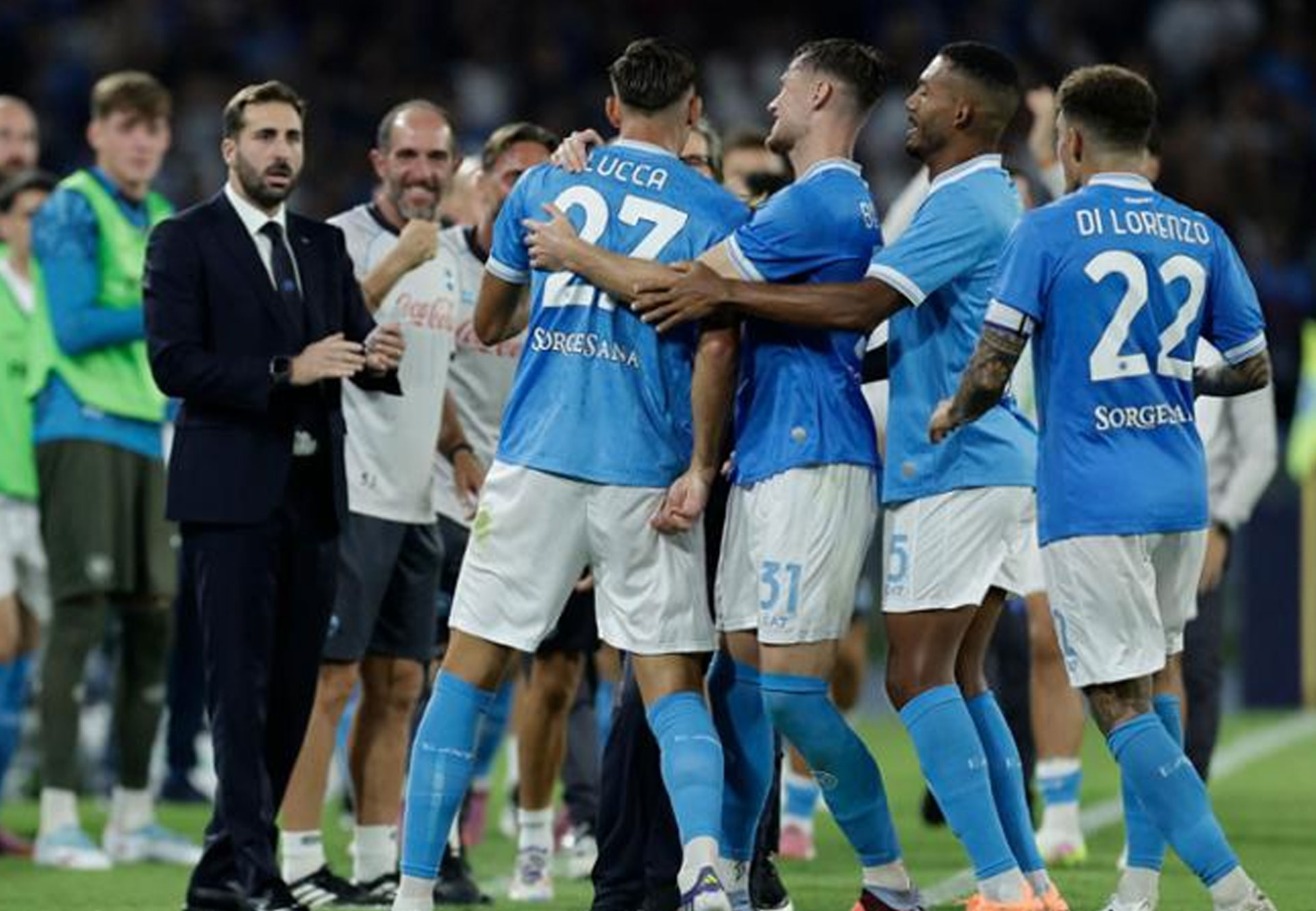 Finalmente ha segnato Lorenzo Lucca, alleluia! Questa dovete sentirla: è bellissima. Con il gol di questa sera, il primo ufficiale con il Napoli alla 4° di campionato, Lorenzo Lucca ha più gol a referto di Openda, Dovbyk, Ferguson, Leao, Gimenez, Pio Esposito, Kean ed è a pari gol (ahah) con Lautaro e David, per citarne due a caso.