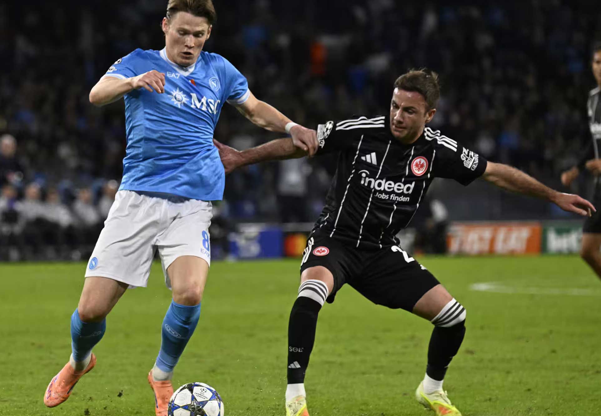 Napoli-Eintracht Francoforte si è appena conclusa, con il risultato di 0-0.Ecco le pagelle a cura di Gabriele Vernucci.
