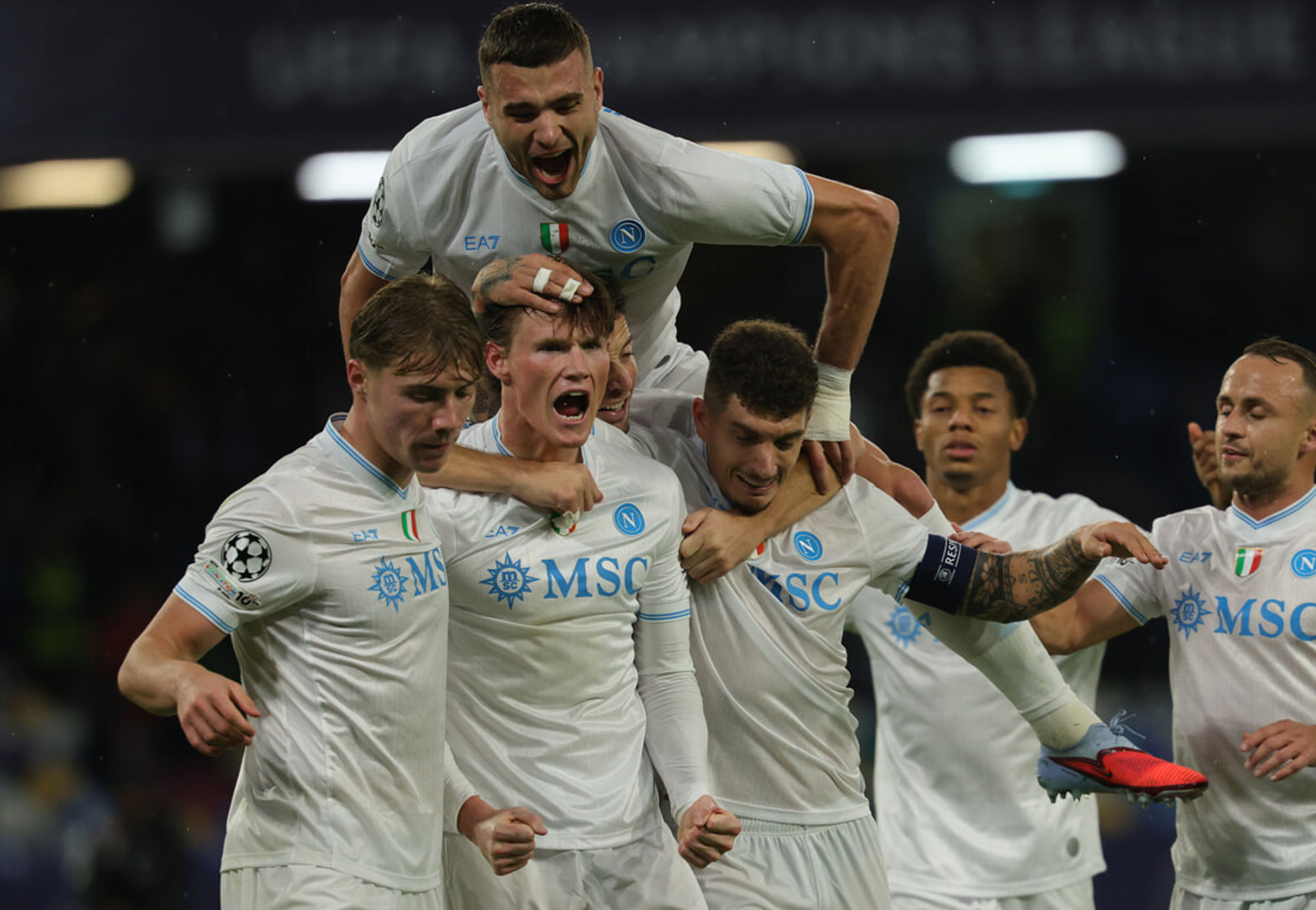 Pagelle di Napoli-Qarabağ e tabellino della partita