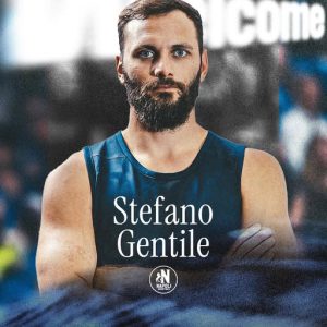 Napoli Basket: coach Magro per la cabina di regia si affida all’esperienza di Stefano Gentile, mentre si avvicina l’addio di Tomas Woldetensae